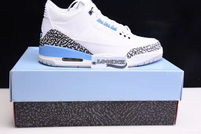 Air CT8532-104 3 UNC Jordan 0524